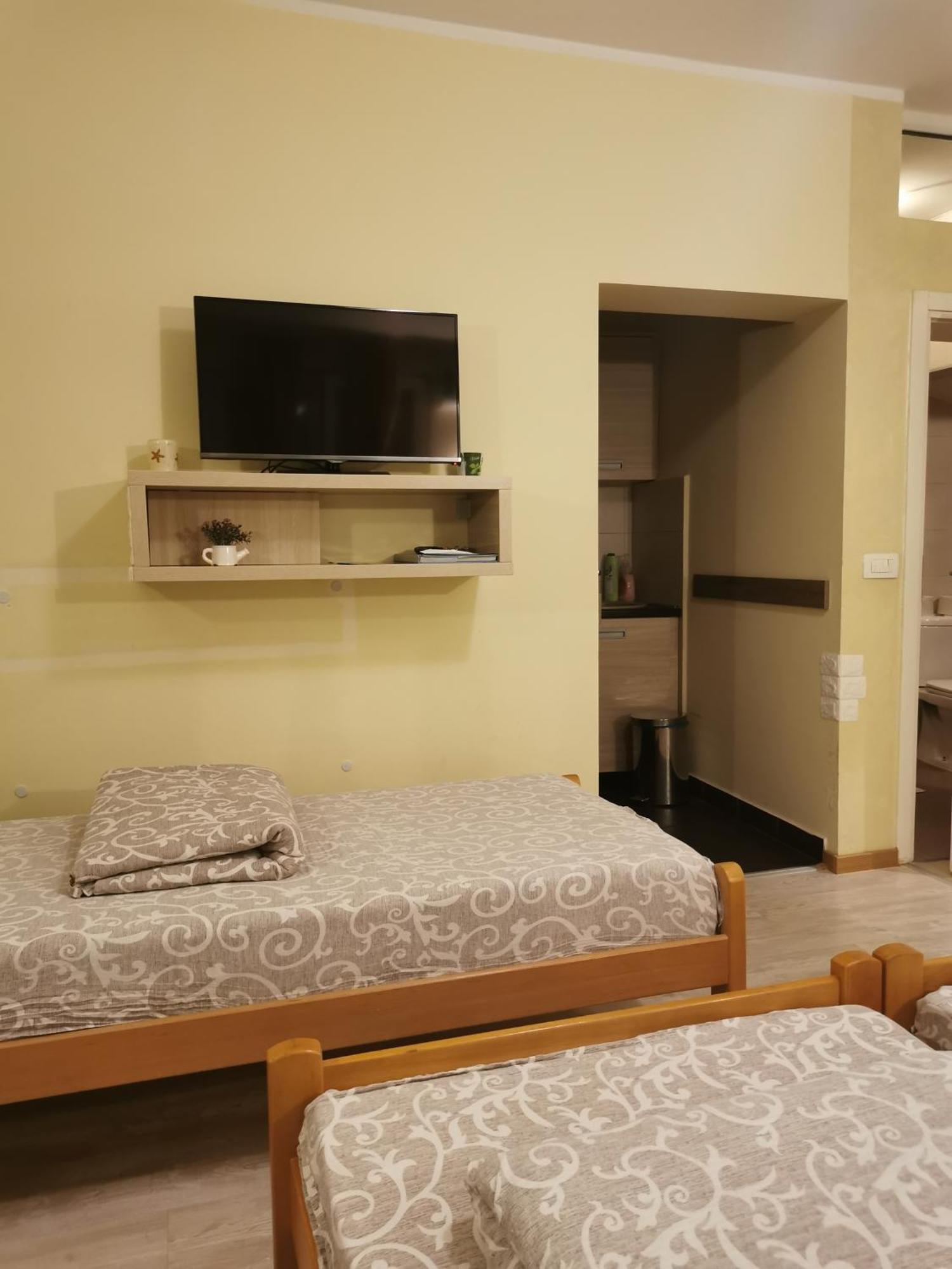 Ferienwohnung Agape Downtown Belgrad Zimmer foto